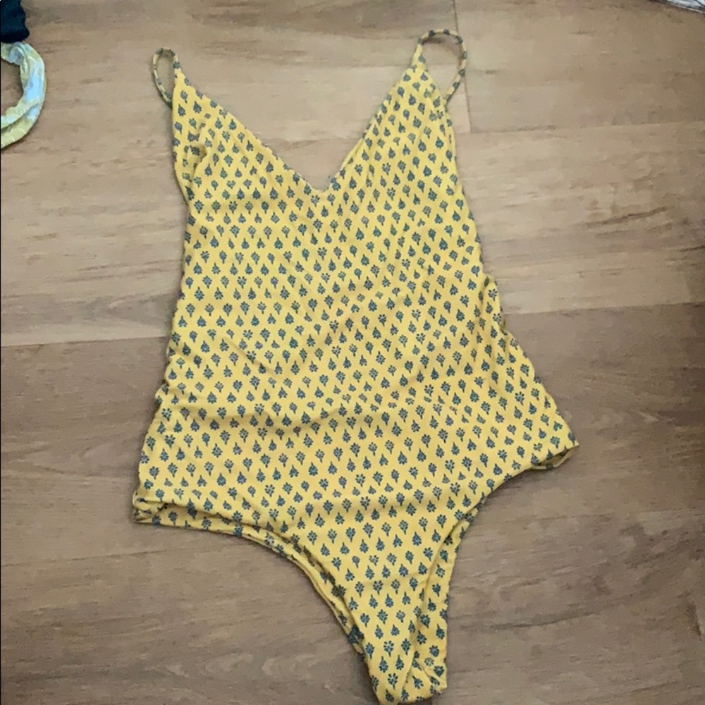 Benoa Swim - Cait One piece. Honey glow